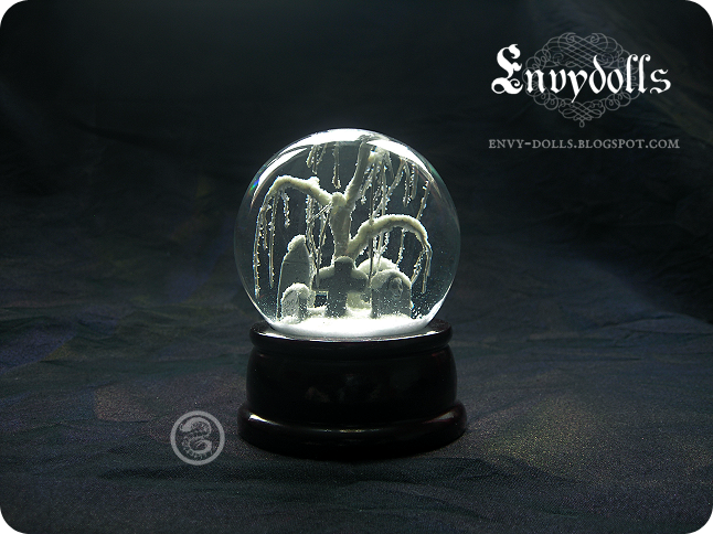 Dolls & Bears Cemetery beautiful glass Snow globe THE CROW inspired