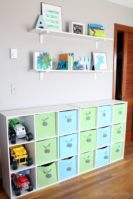 Kid's Playroom Makeover with lots of organizing tips and decor ideas! #playroom #kids #decor
