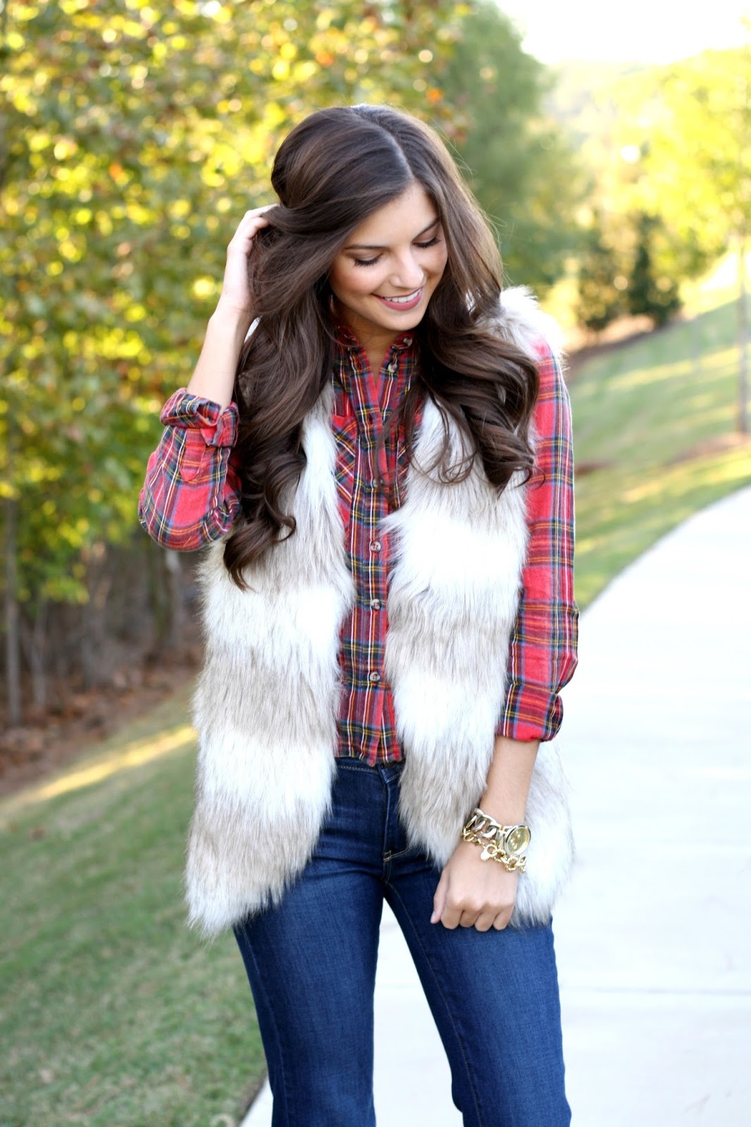 Chasing Abigail Lee 3 Ways to Wear a Fur Vest This Fall