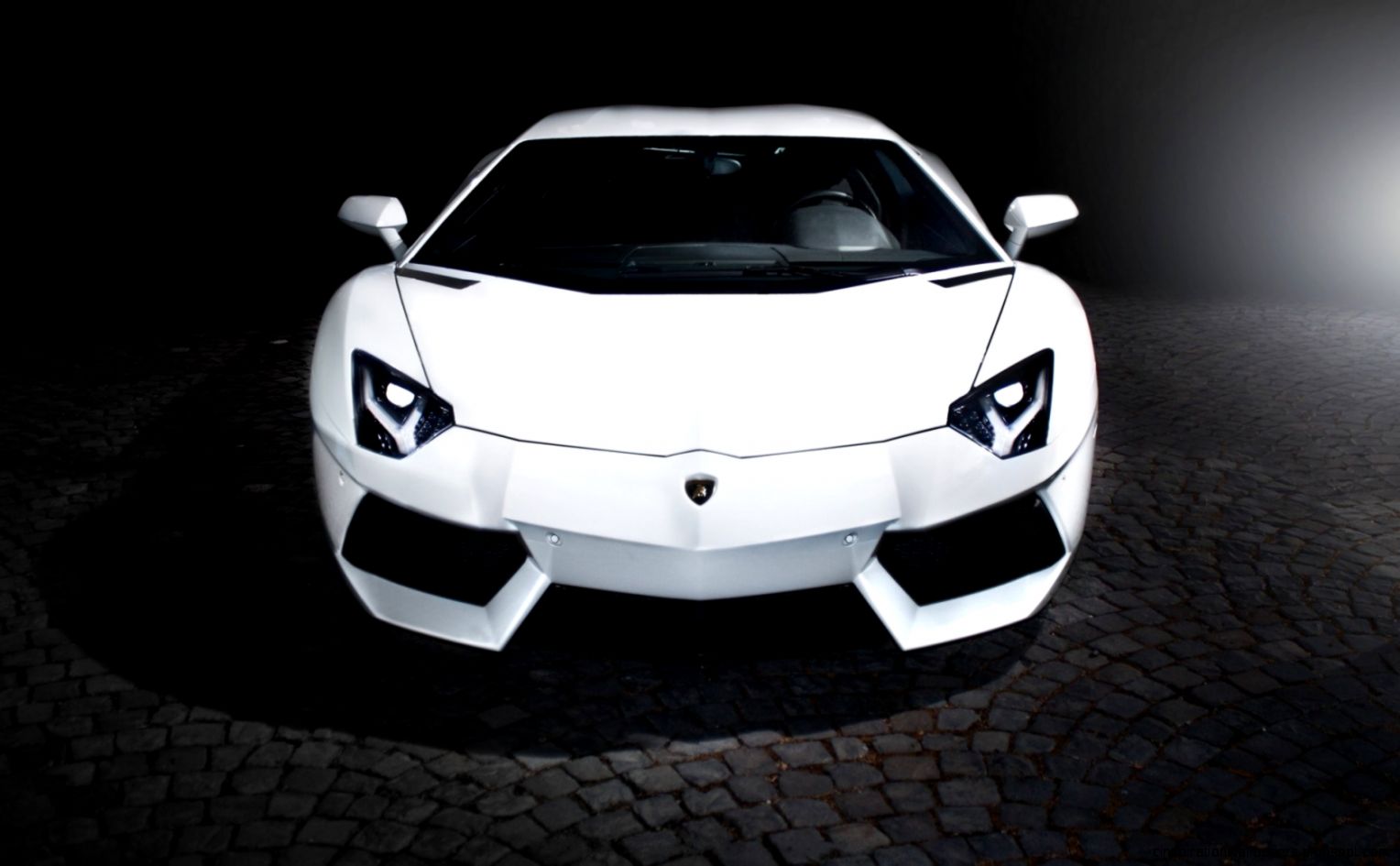 Lamborghini Aventador LP 700 4 White Car Night HD wallpapers Lamborghini Aventador LP 700 4 White Car Night HD wallpapers