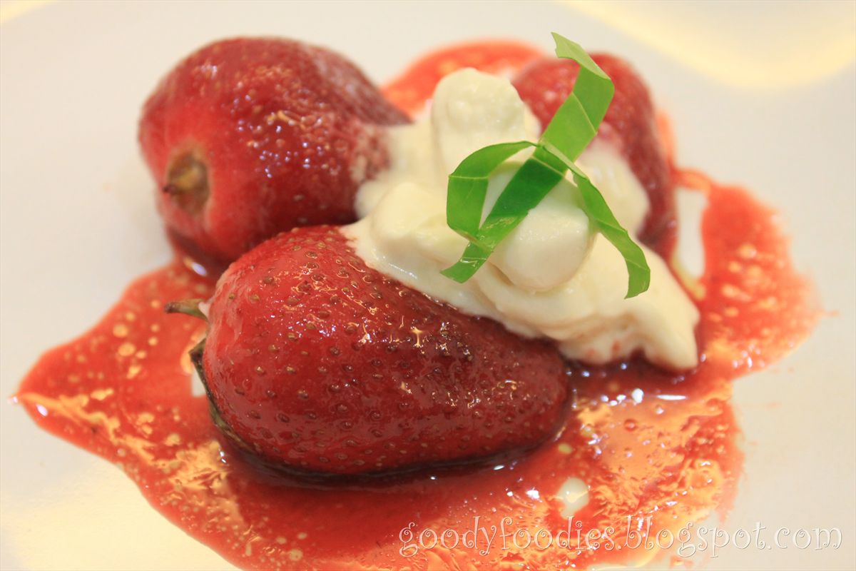 GoodyFoodies Recipe Fried strawberries with basil and whipped cream
