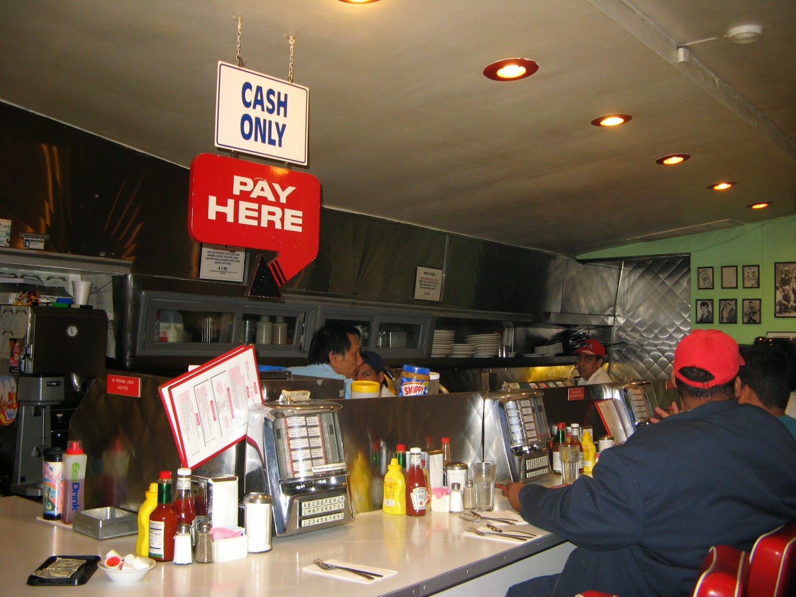 TRAVELS (and more) WITH CECILIA BRAINARD Cafe 50s Restaurant in Venice