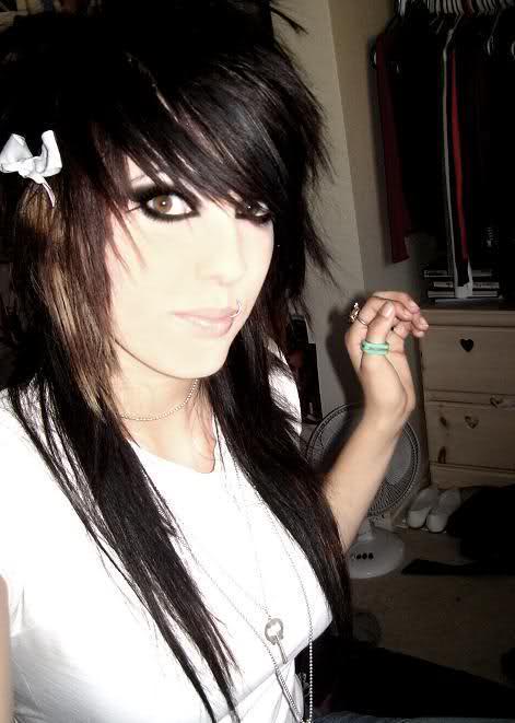 Emo Hairstyles For Girls 2012 Black And Blonde Emo Hair