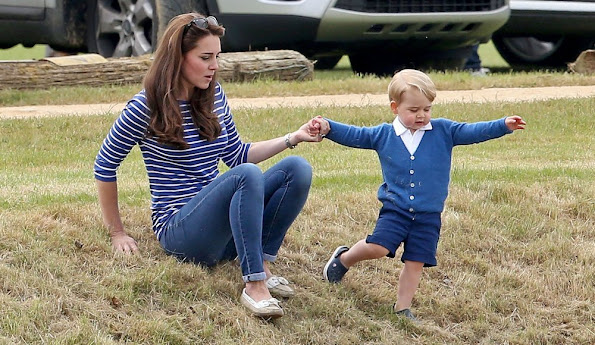 http://3.bp.blogspot.com/-mJqDpnmraEE/VX3I1vREQaI/AAAAAAAArWk/ixuK3krggE8/s595/Kate-Middleton-2.jpg