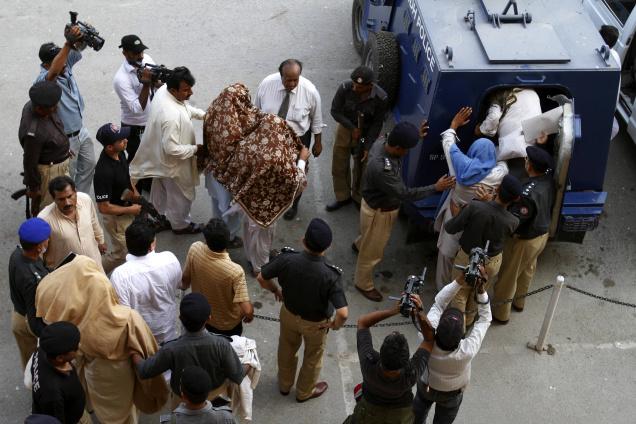 Current Affairs: Fresh violence claims 13 lives in Karachi Current Affairs: Fresh violence claims 13 lives in Karachi