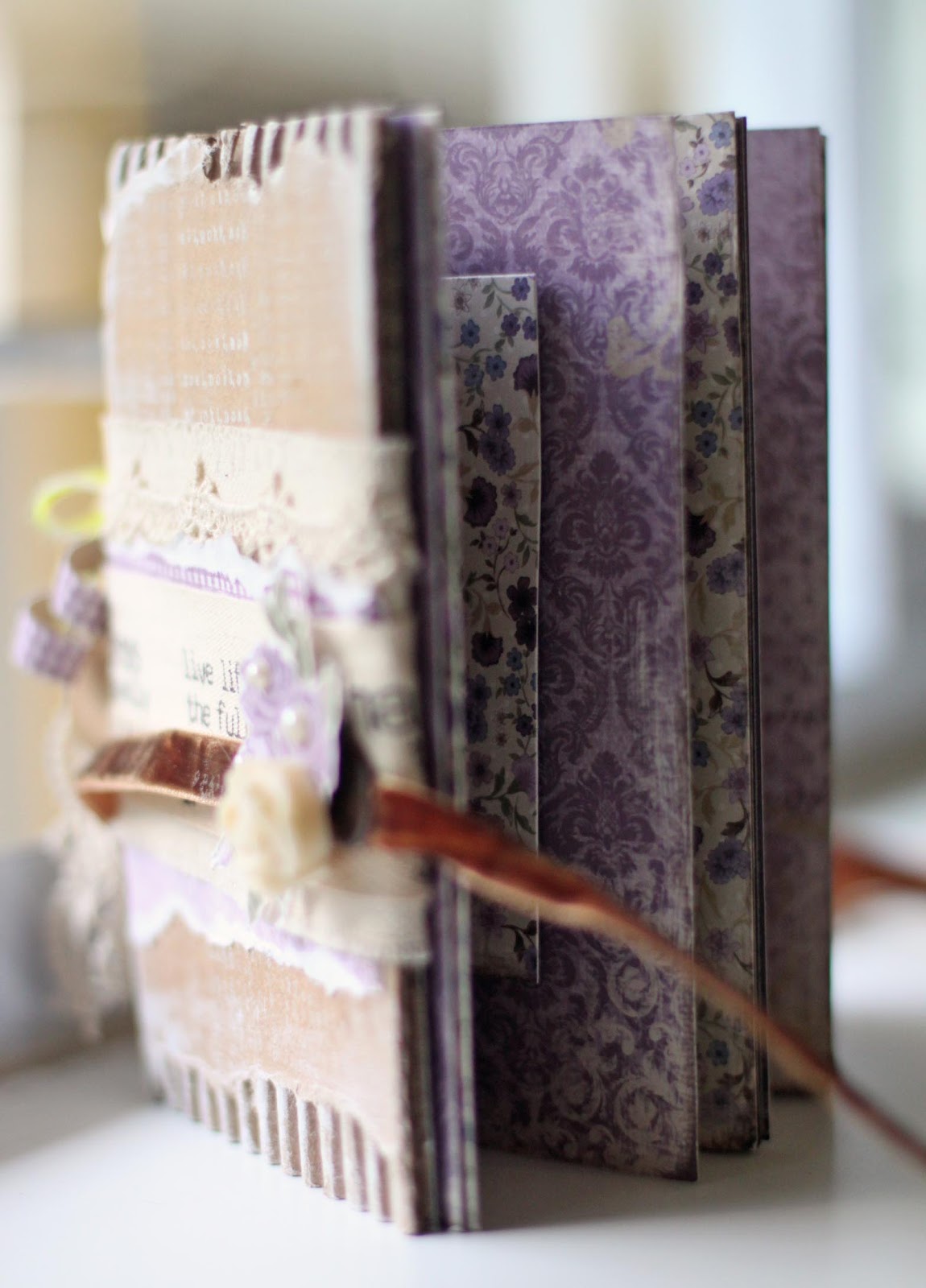 glooshmoo Cardboard Book