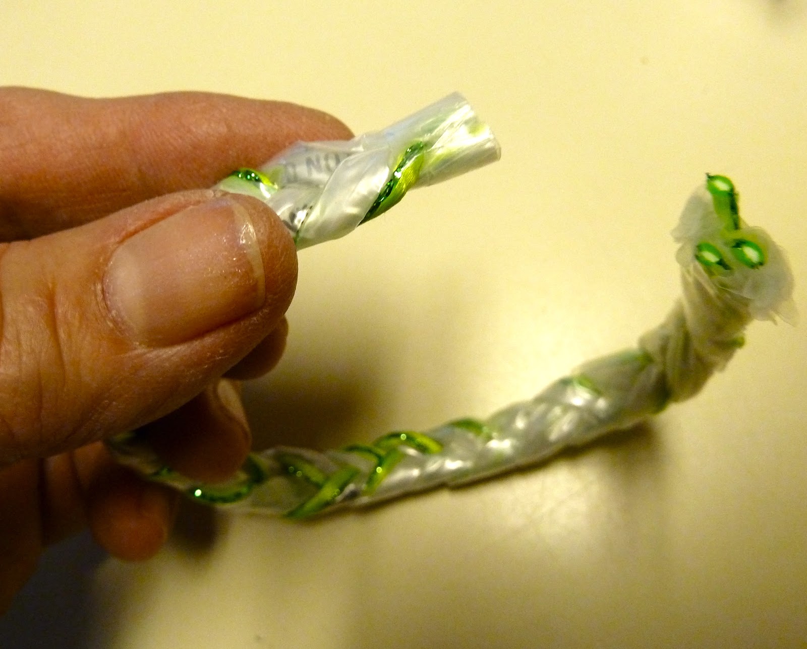 Make it easy crafts Recycled plastic bag braided bracelet