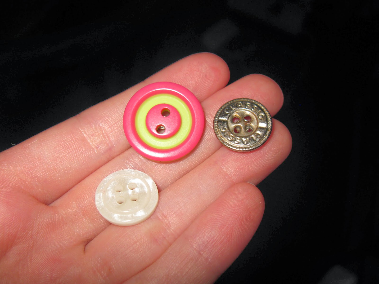 Glue and Random Objects Buttons!