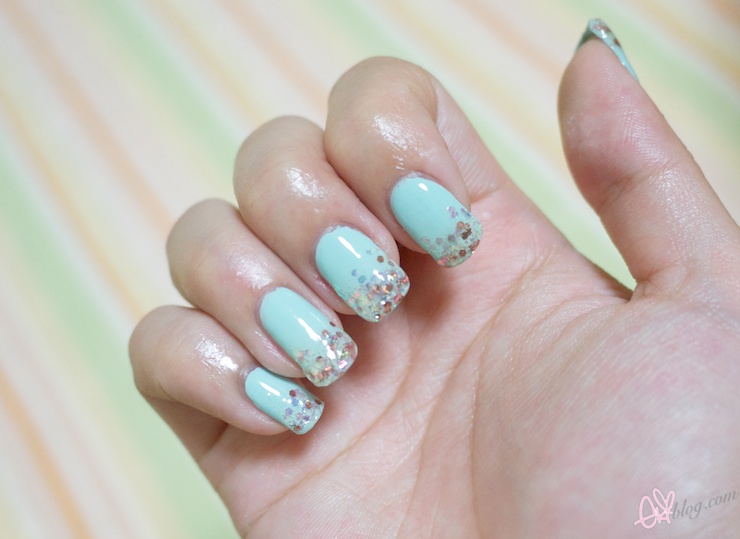 7. Glitter Nail Tip Designs on Tumblr - wide 2