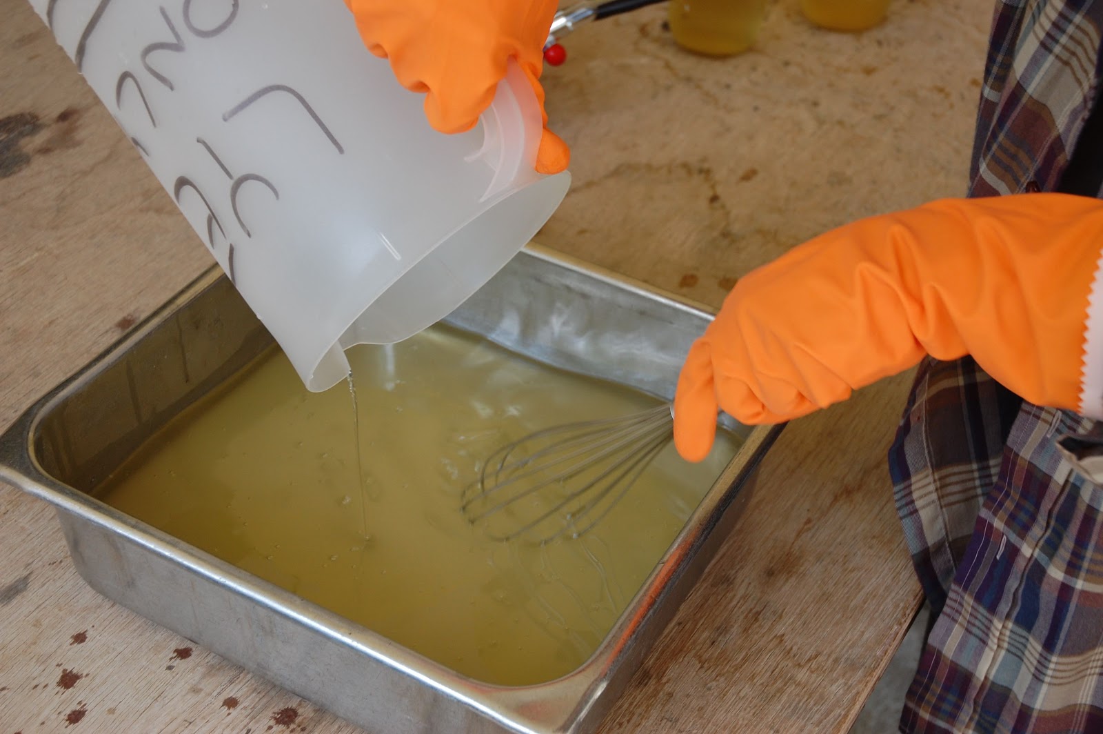 SOAPMAKING WITH TRADITIONAL MAYA FOREST GARDEN INGREDIENTS El Pilar