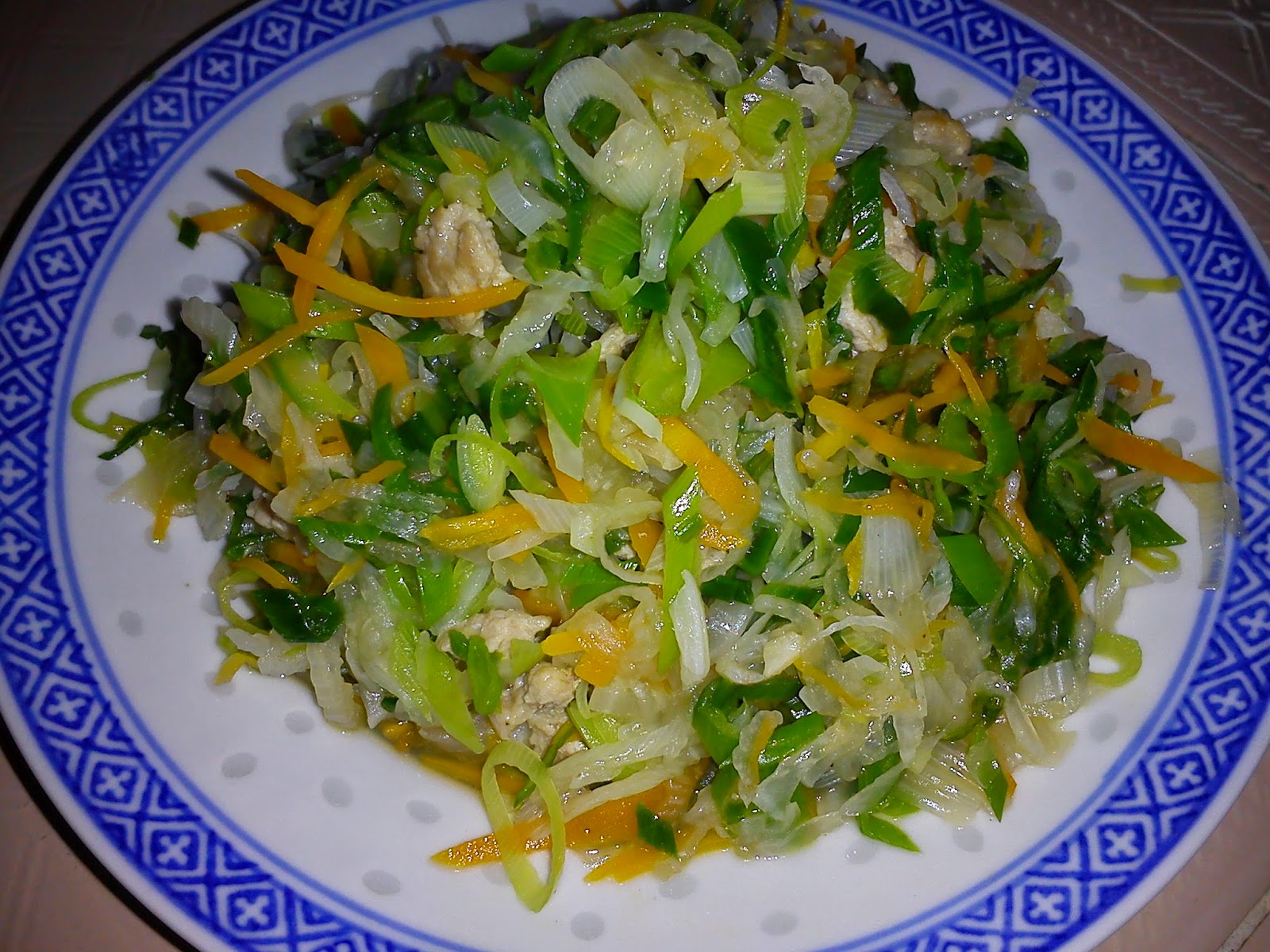 Cooking Pleasure EZCR40 STIR FRY WHITE RADISH WITH LEEKS