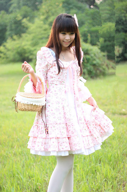 sweet lolita dresses