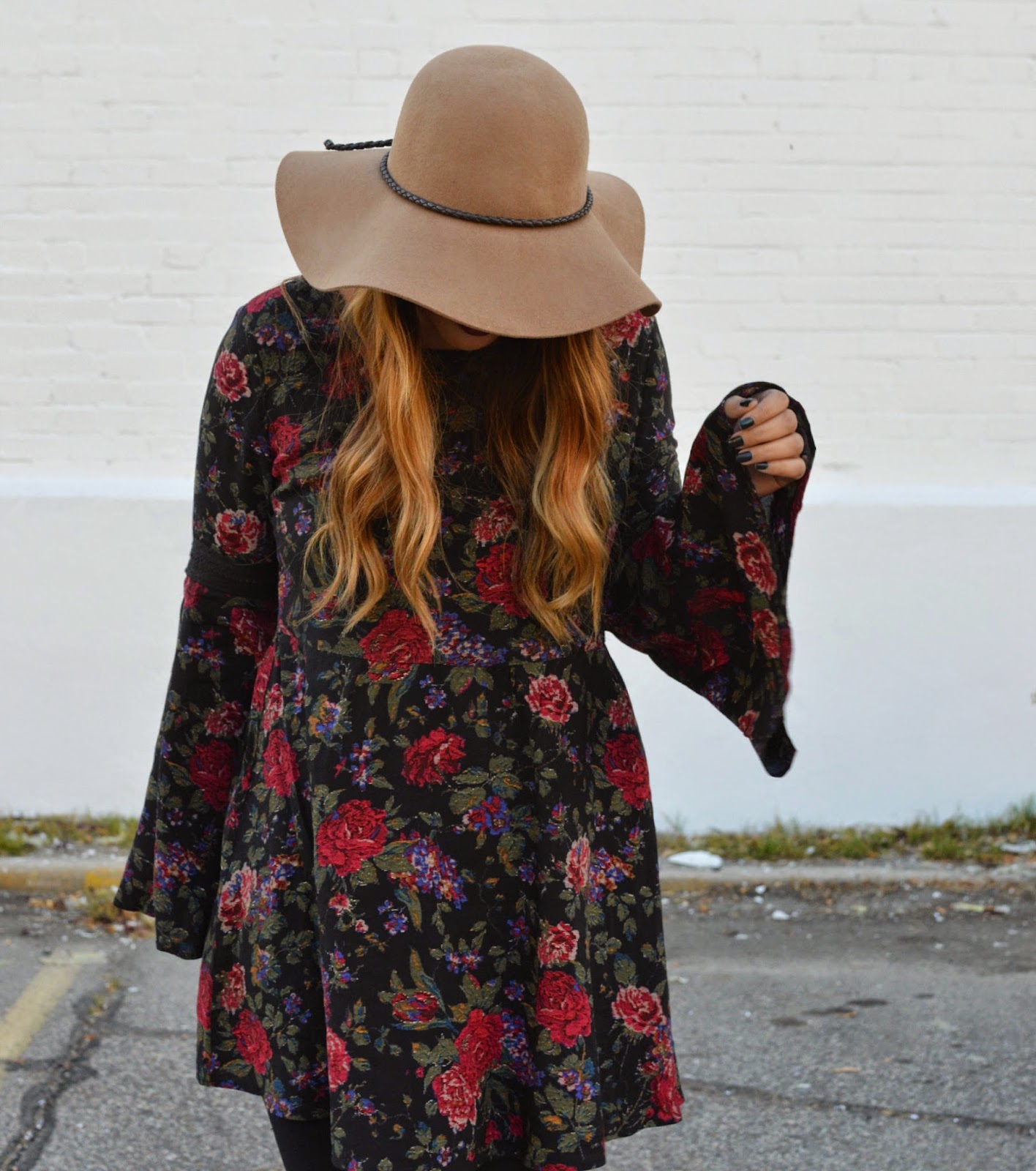 A GRANDMA COUCH FLORAL DRESS JODY BETH