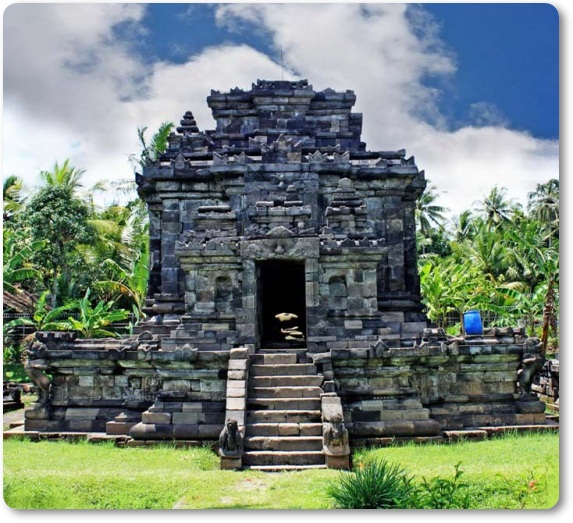 Candi Ngawen - Magelang