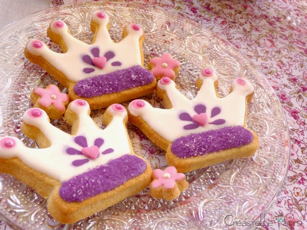biscuits décorés couronnes de princesse