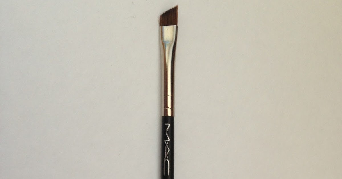 LonelyKiwee REVIEW MAC 266 ANGLED BRUSH