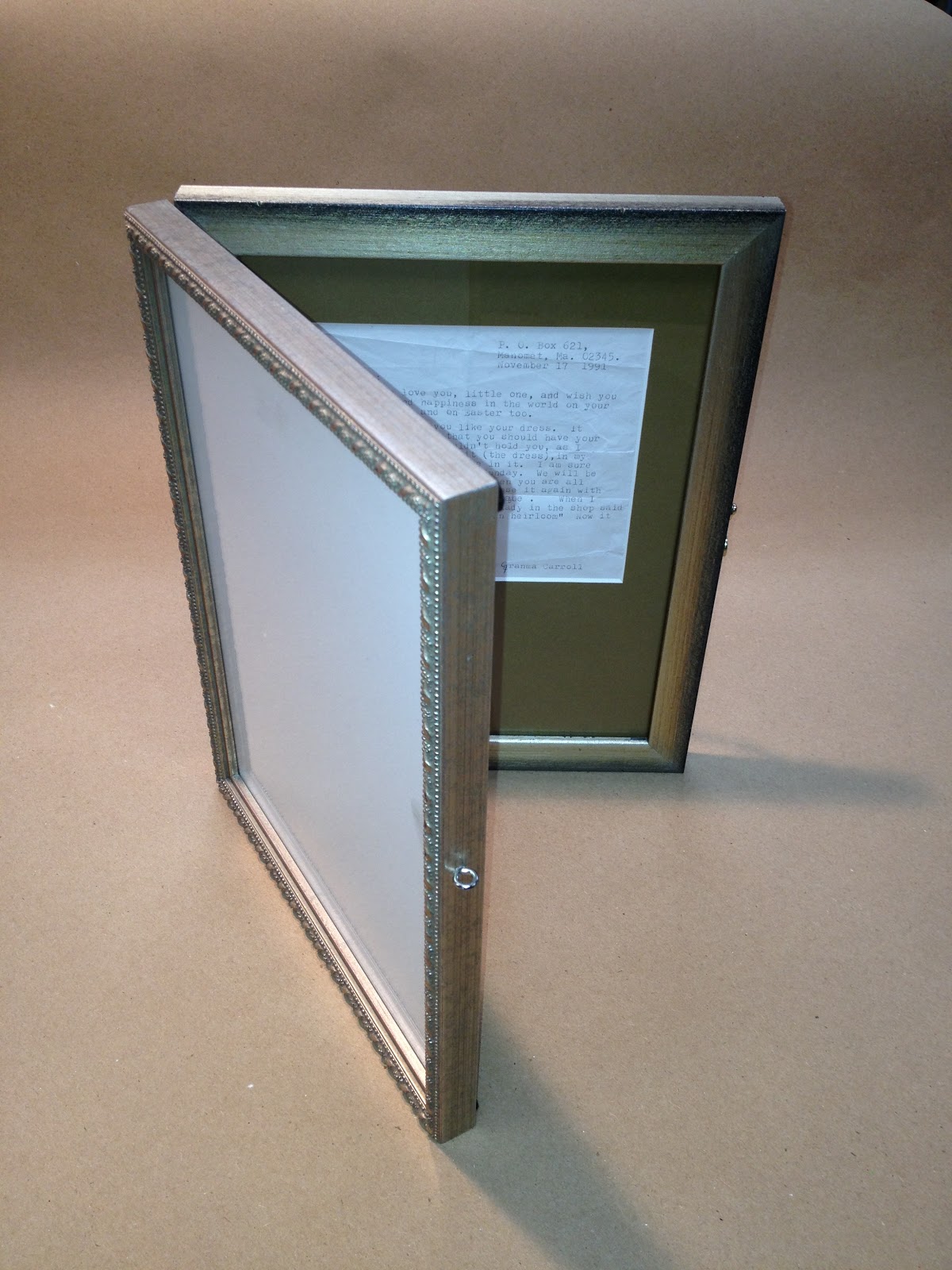 Annie's Art & Frame Project Highlight Keepsake Hinged frame.