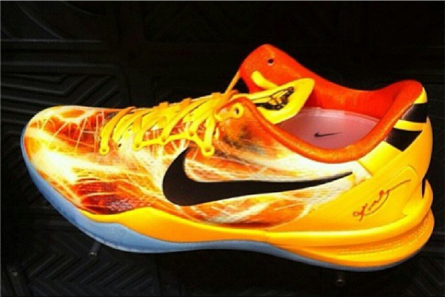 bruce lee kobe 8