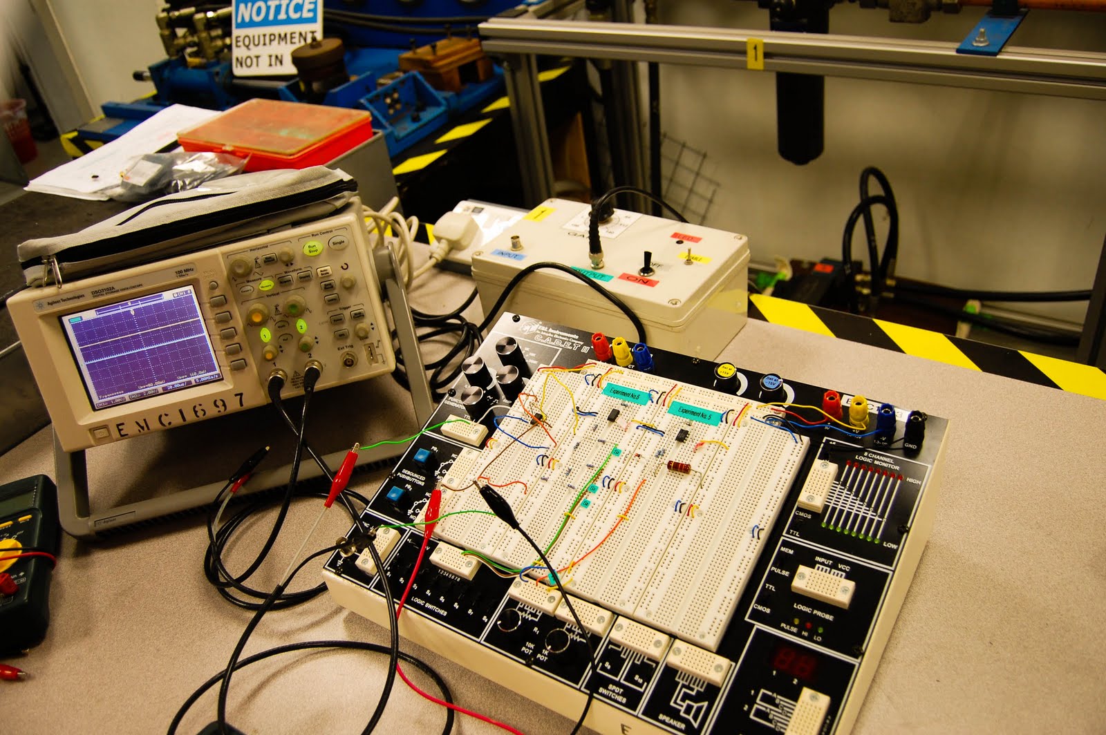 Lab ME21432 Linear Circuits Javin Tham