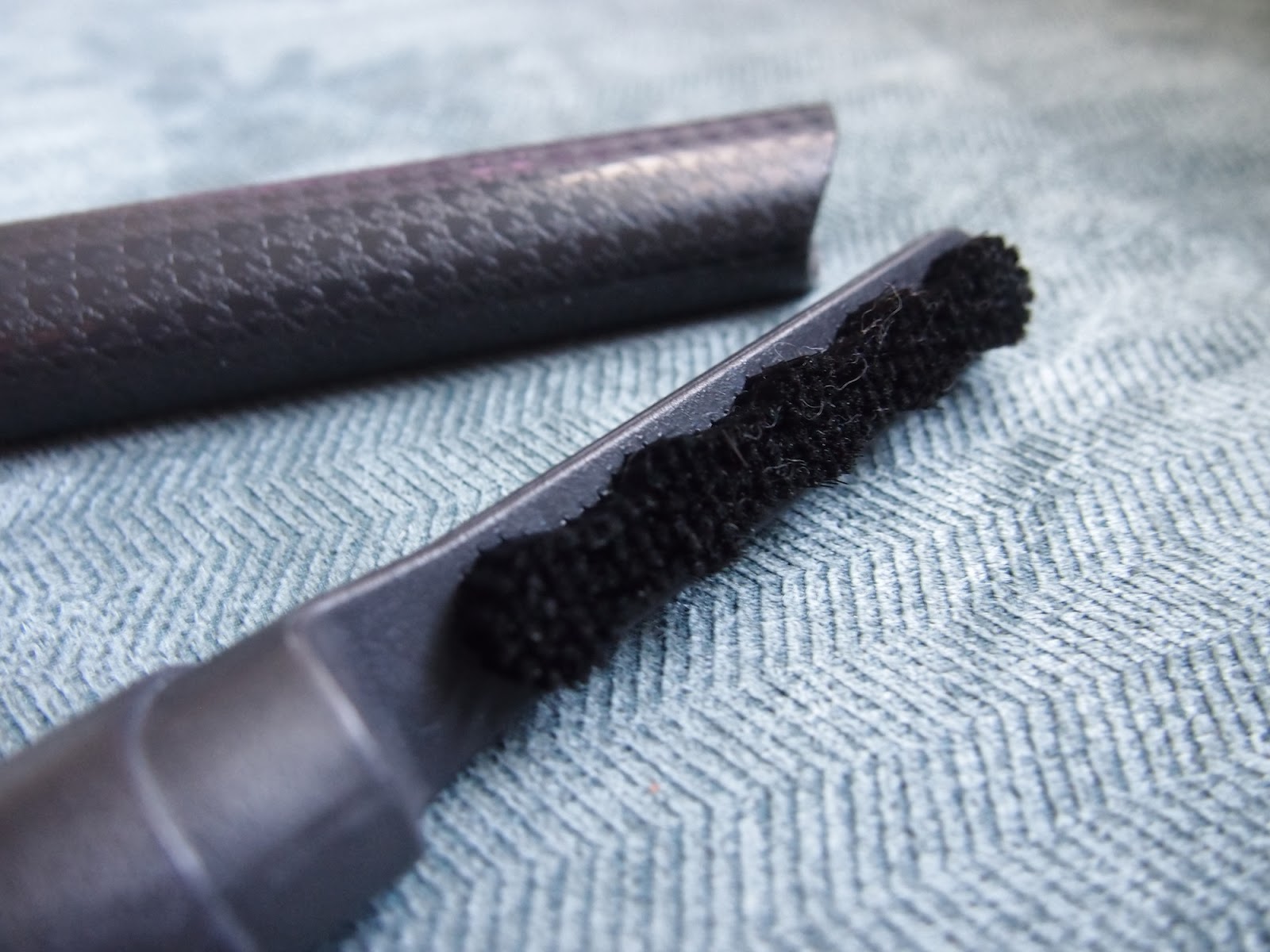 Lilly Brush Save our Sweaters Review Adore A Polish A simple beauty blog