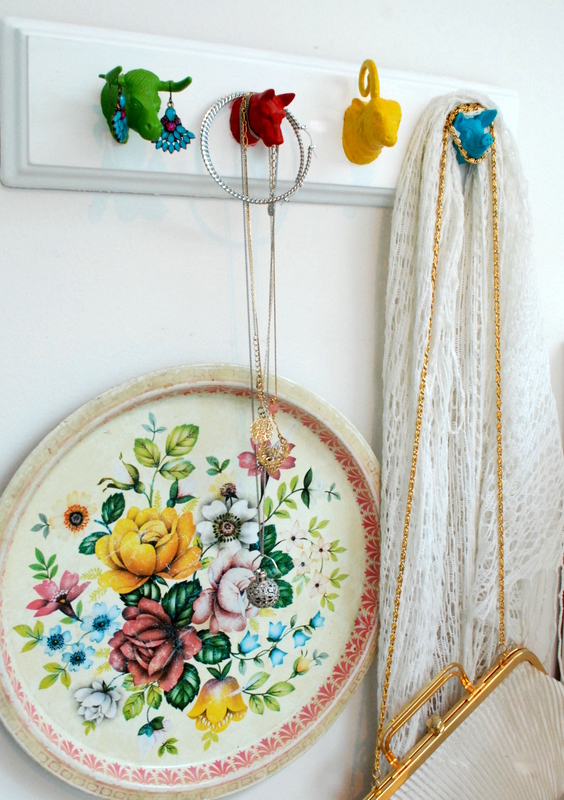 Maya: elefanter kan fly med ballonger: nib utfordring: dyreknagg ...
