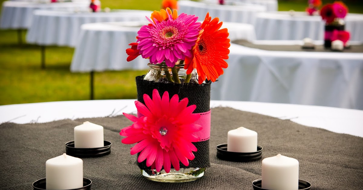 Clarksville Weddings DIY Burlap Centerpieces
