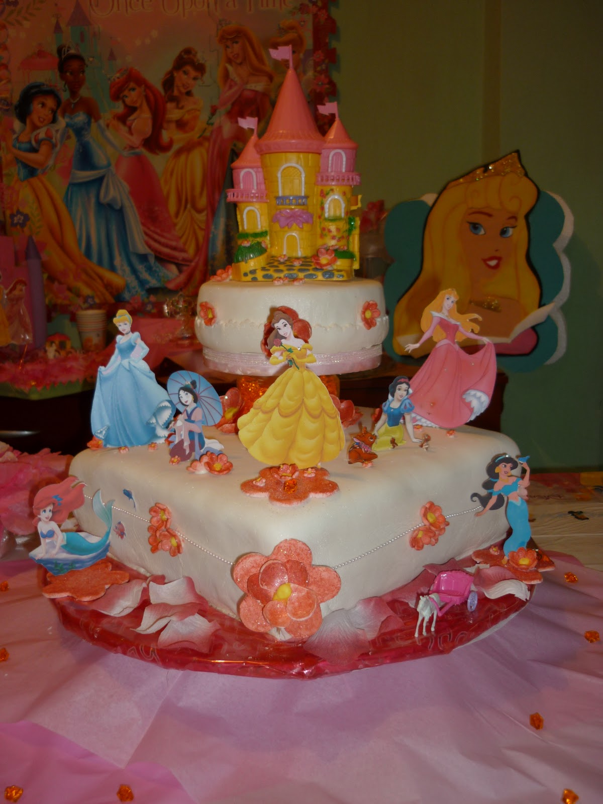 "Delicias" de Alicia: TORTA DE LAS PRINCESAS (2)