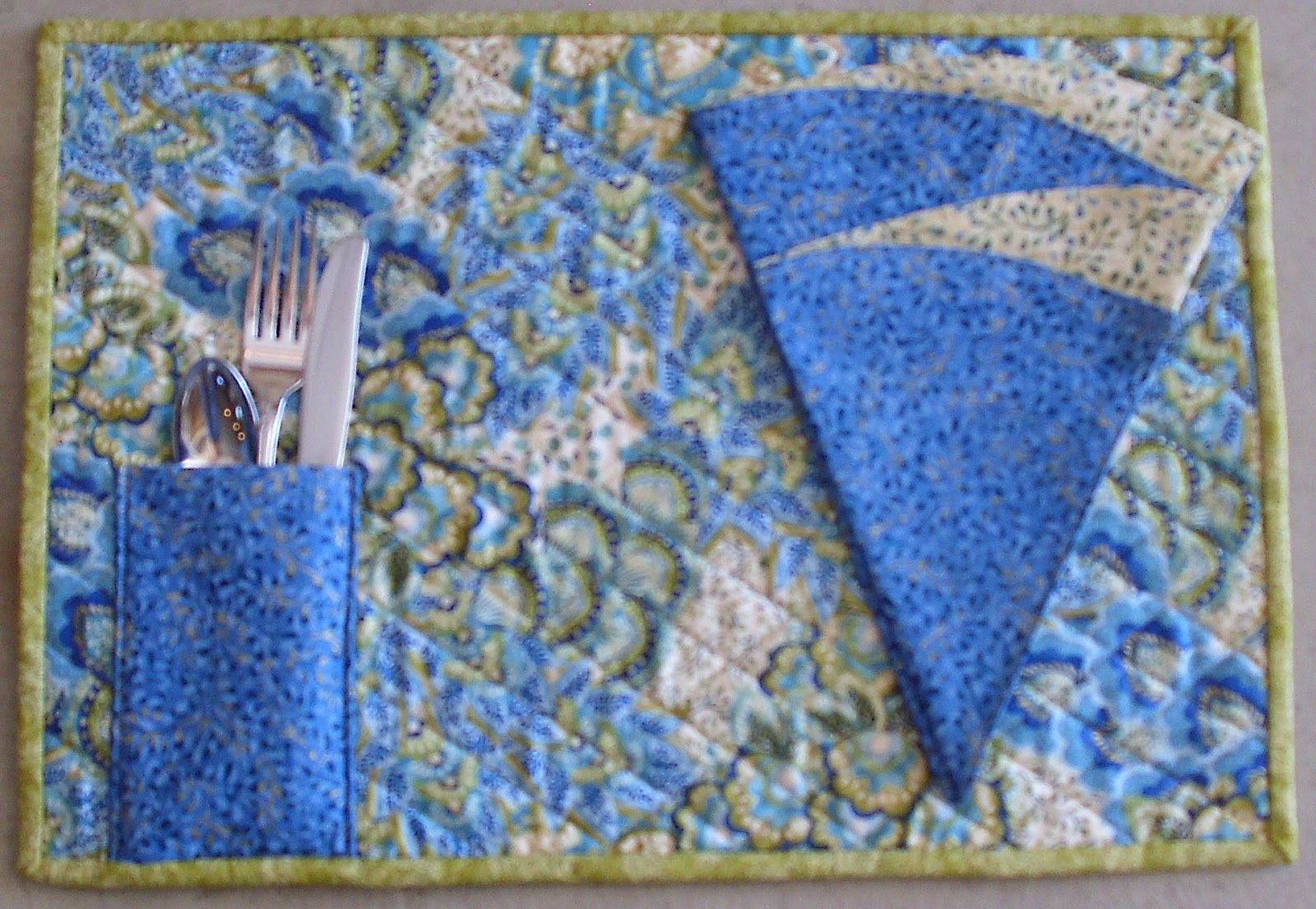 Fabric Crafts by Rosalie