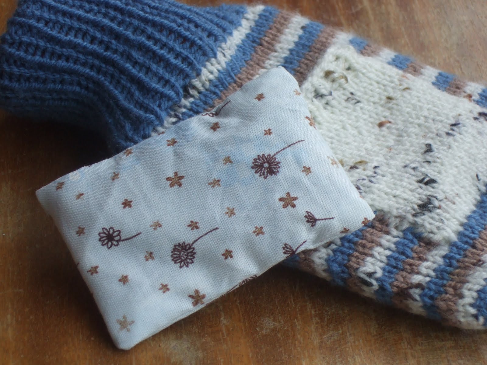 Made By Joanne more quick knitted gifts hot water bottle cover with