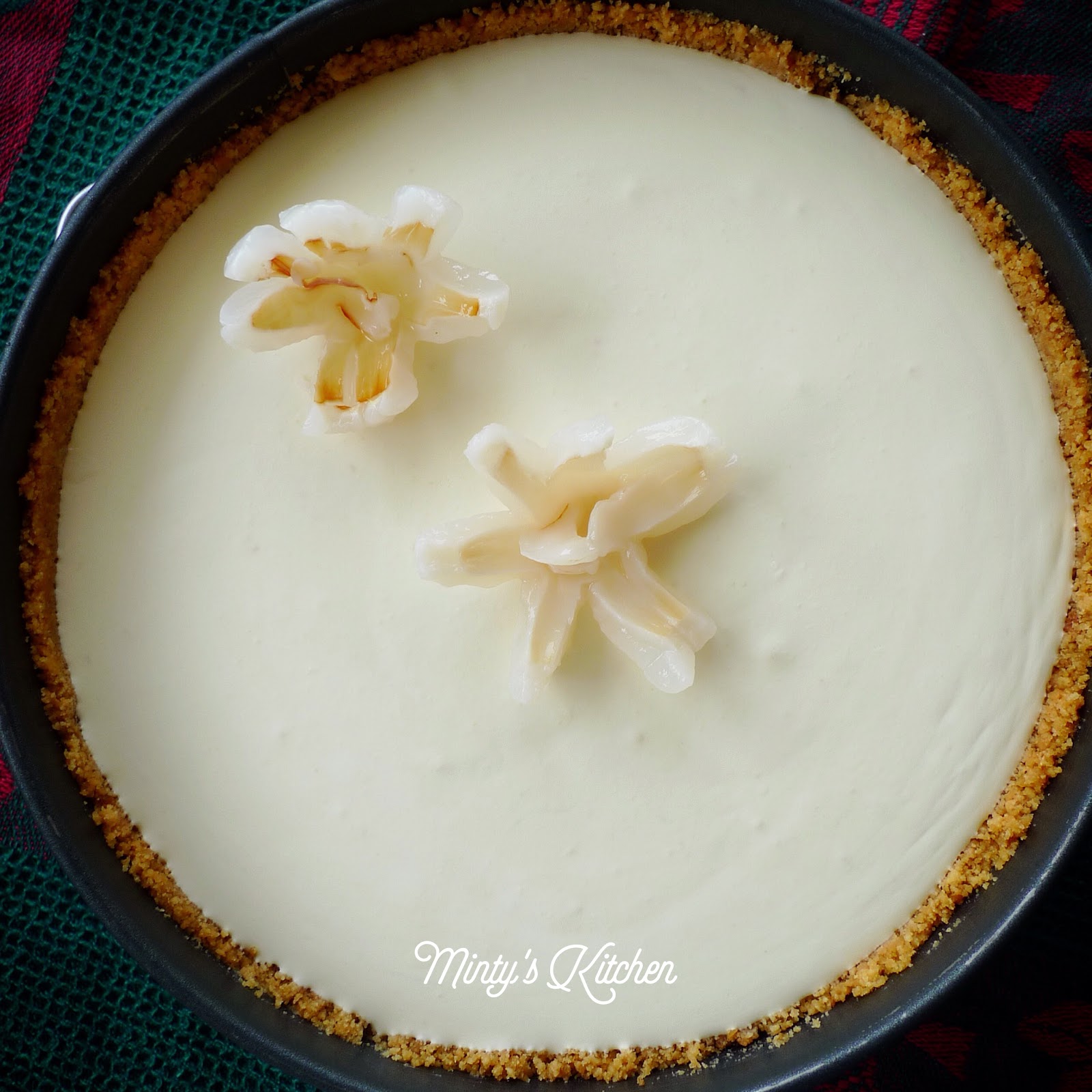 Online fresh lychee cheesecake gift delivery in singapore Minty's Kitchen: Non-baked Lychee Cheesecake