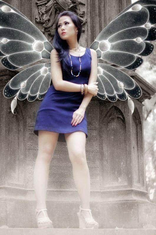 STAR HD PHOTOS: Indonesian Sexy Girls Foto Cewek Looking Handsome