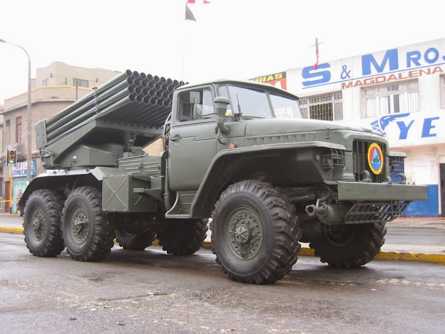 Fuerzas Armadas de Perú BM-21+(1)