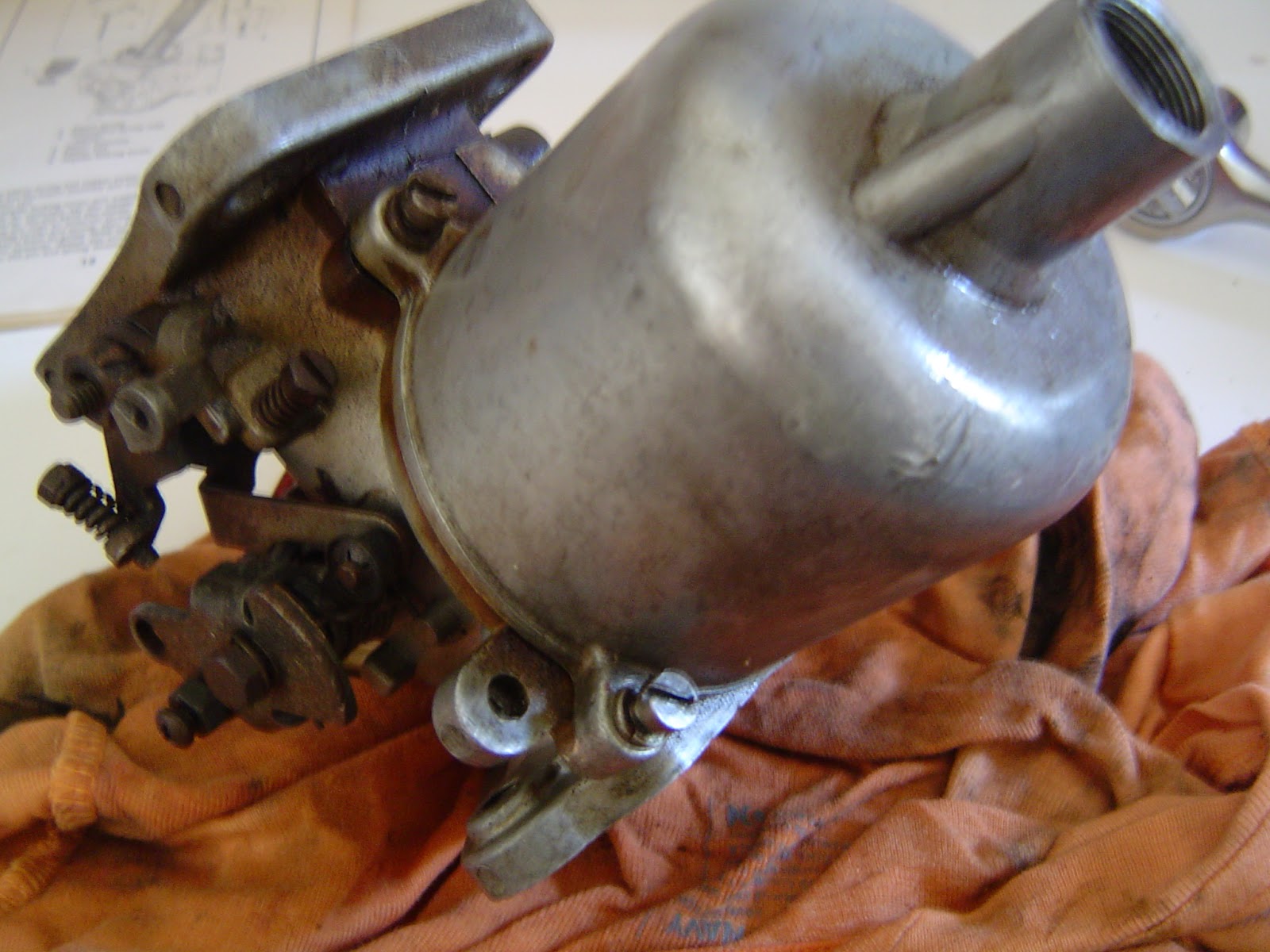 1966 Volvo P1800 Getting the engine to start part 6 Carb Rebuild