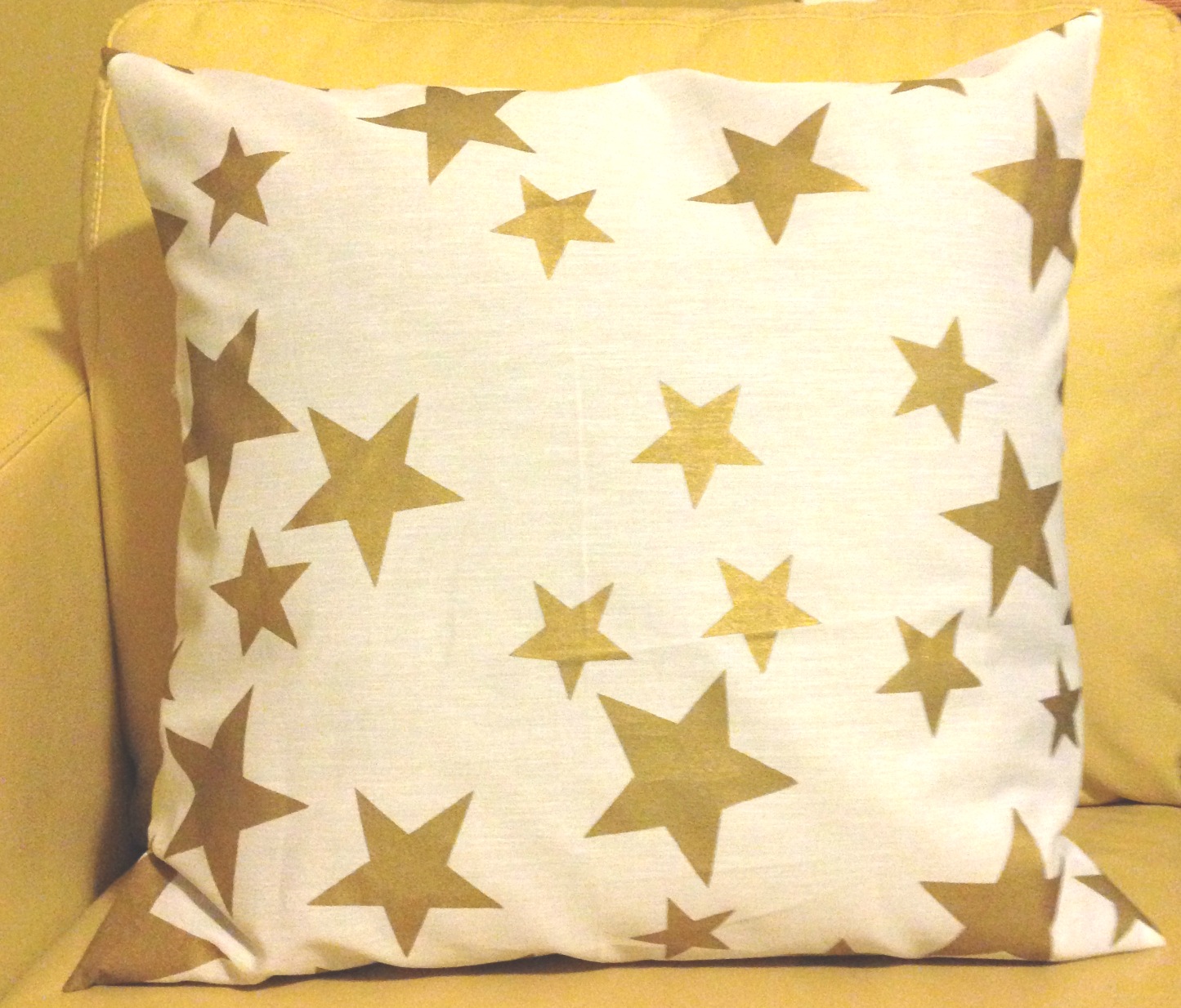 BYoutiful Designs DIY Envelope Pillow