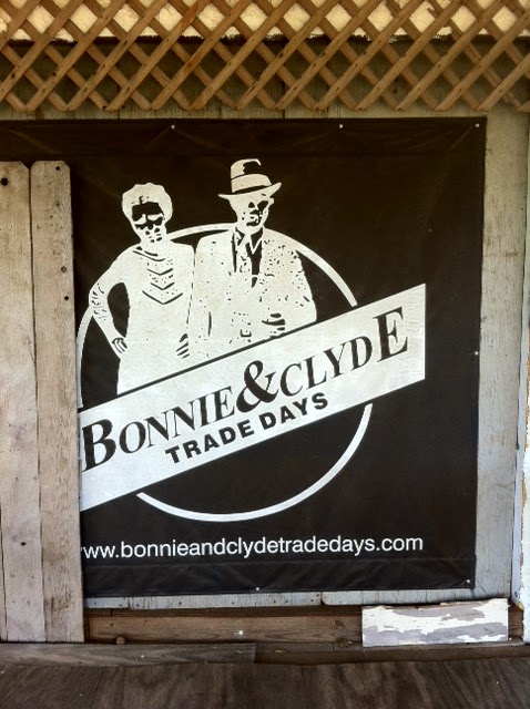 ROAD TRIP...To Bonnie & Clyde Trade Days - a day in the life of a mom