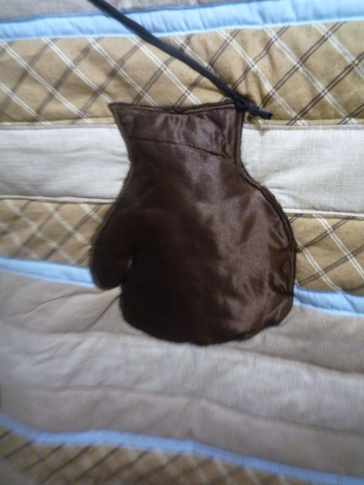 A Busy Mom's Blog Baby Boy Nursery Boxing Glove Applique Strip Quilt