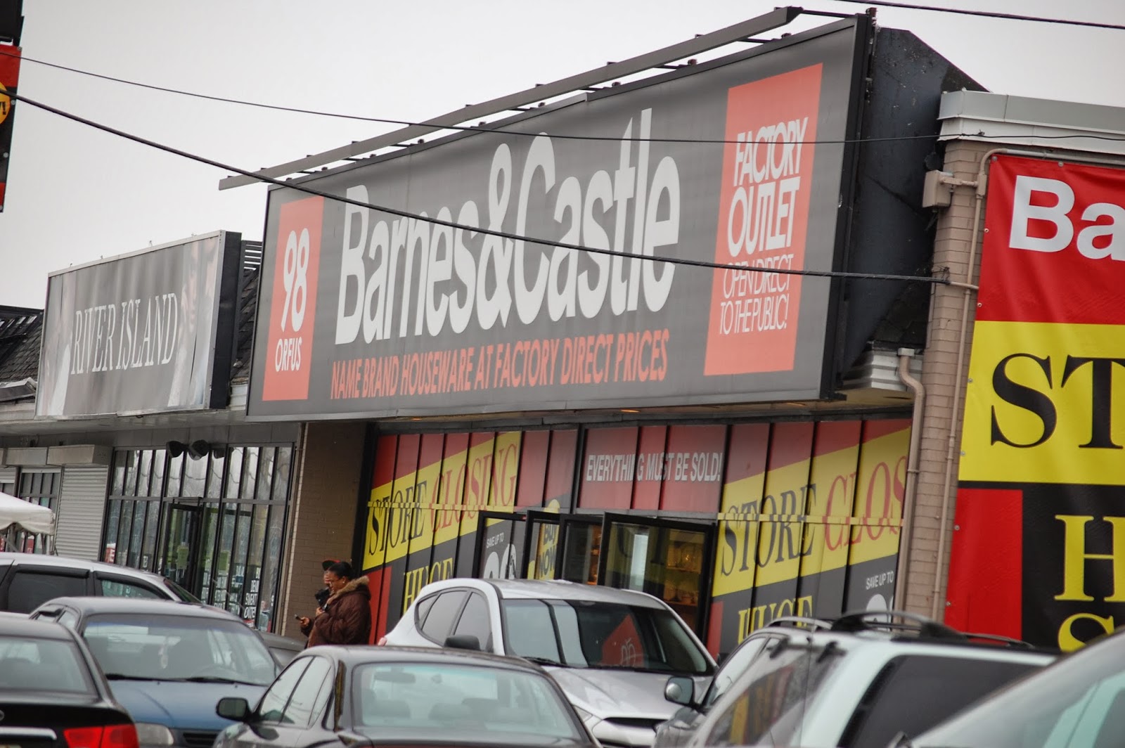 Toronto things Orfus Road stores / shops pictures