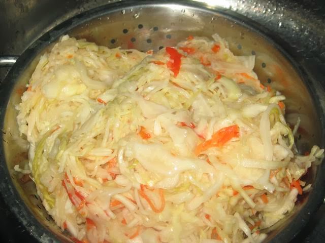 Рецепт тушеной капусты с мясом в духовке с пошагово Рецепт тушеной капусты с мясом в духовке с пошагово