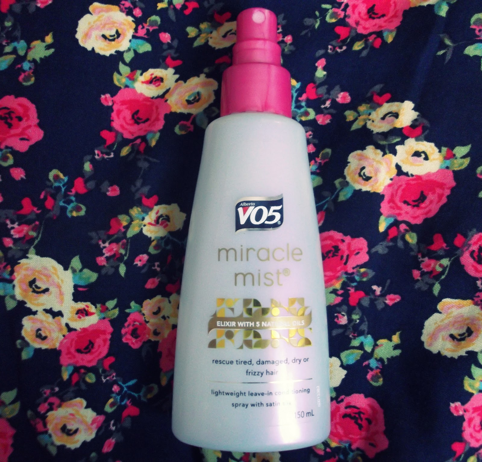 Stylish Behaviour UK Fashion, Style and Beauty Blog VO5 Miracle Mist