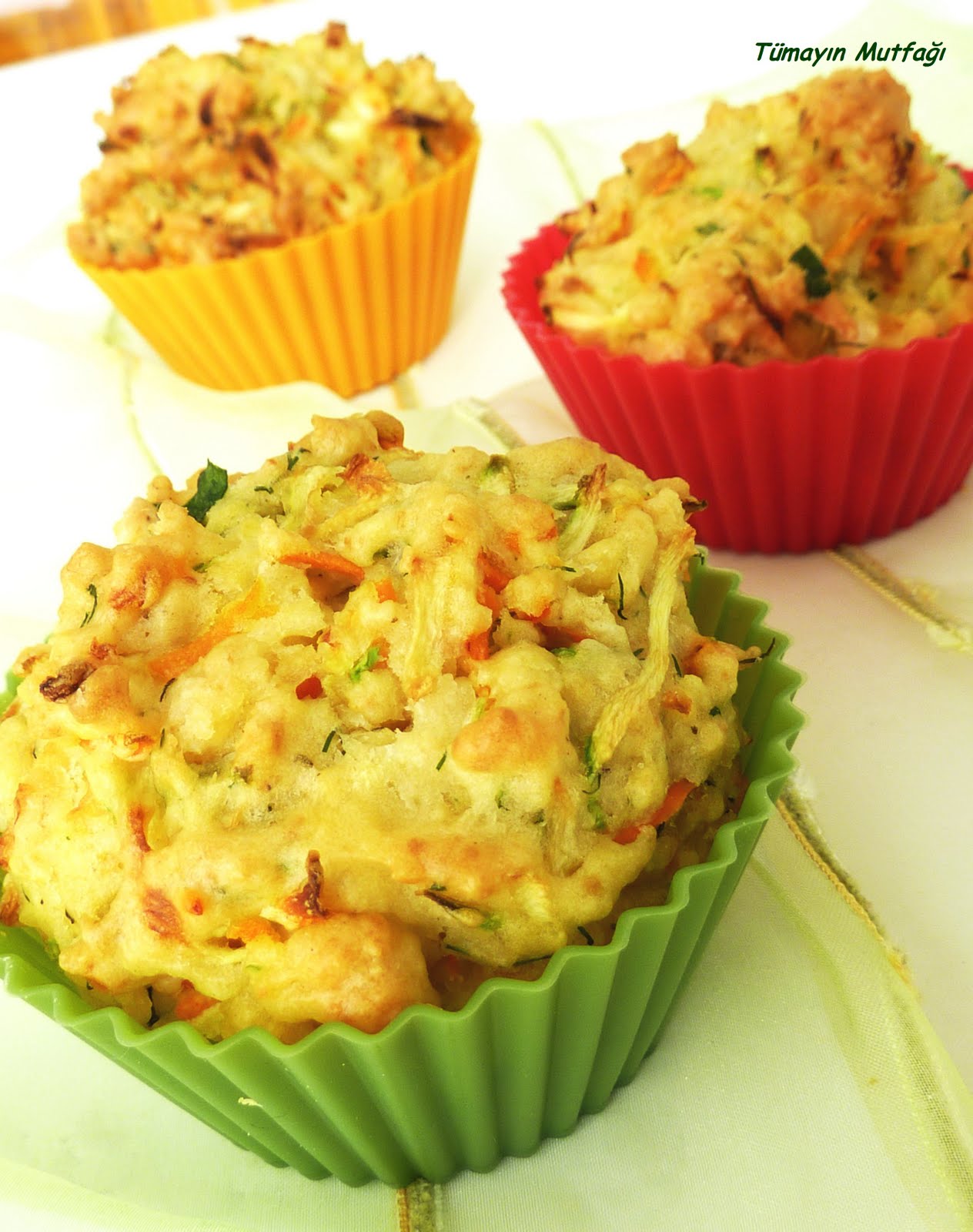 Sebzeli Muffin Tarifi Sebzeli Muffin Tarifi