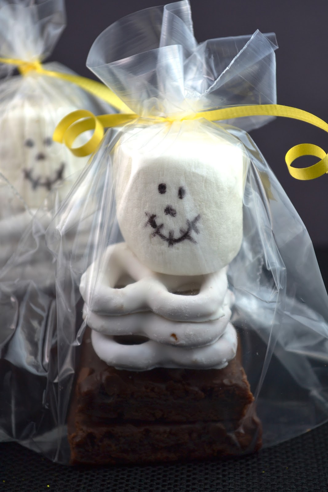 Sweetology: Pinterest Inspired Halloween Crafts &amp; Sweets ~ Memories
