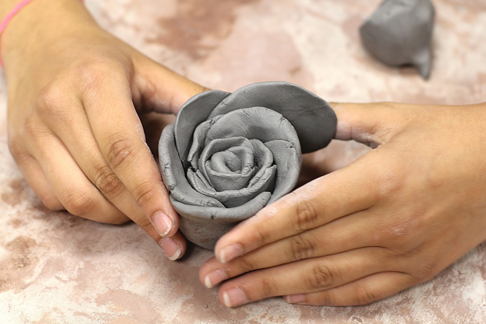 smART Class Clay Roses for Mother's Day