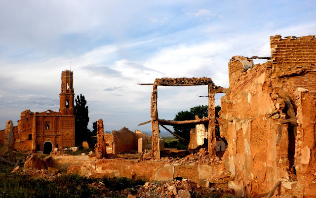 Ruinas de la iglesia de Belchite Viejo