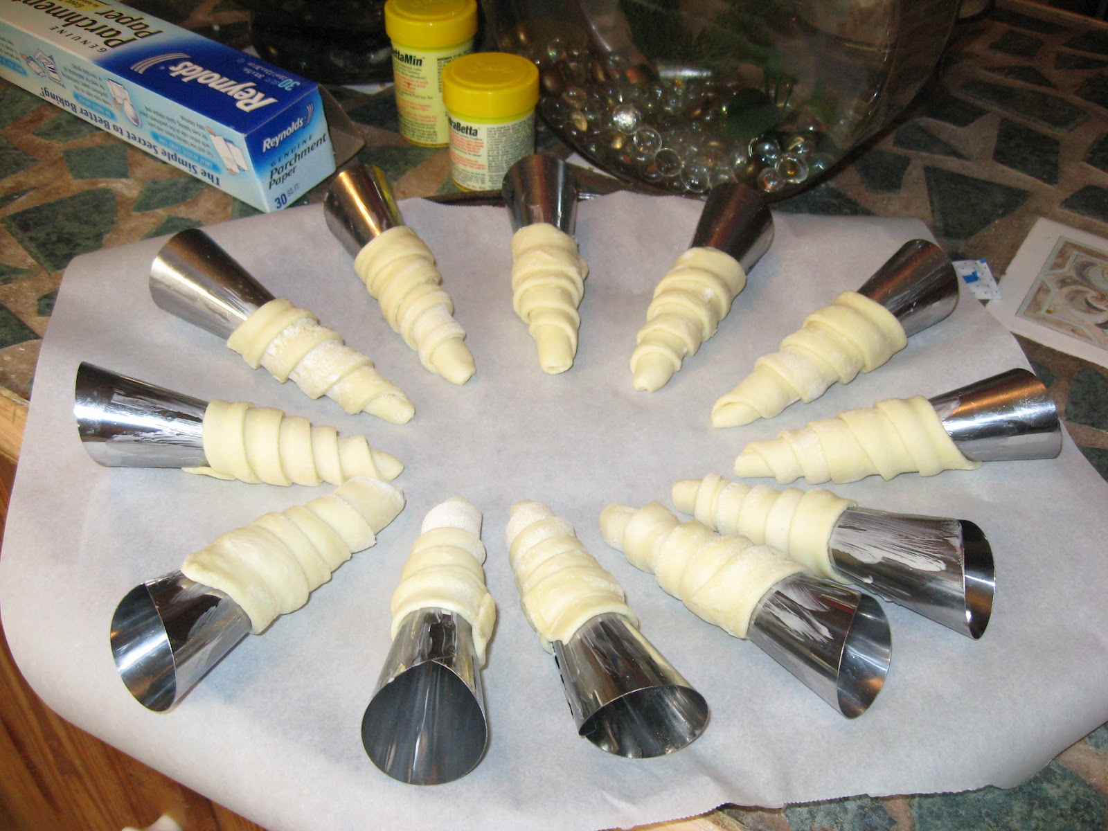 A Home in the Country How to Make Cream Horns