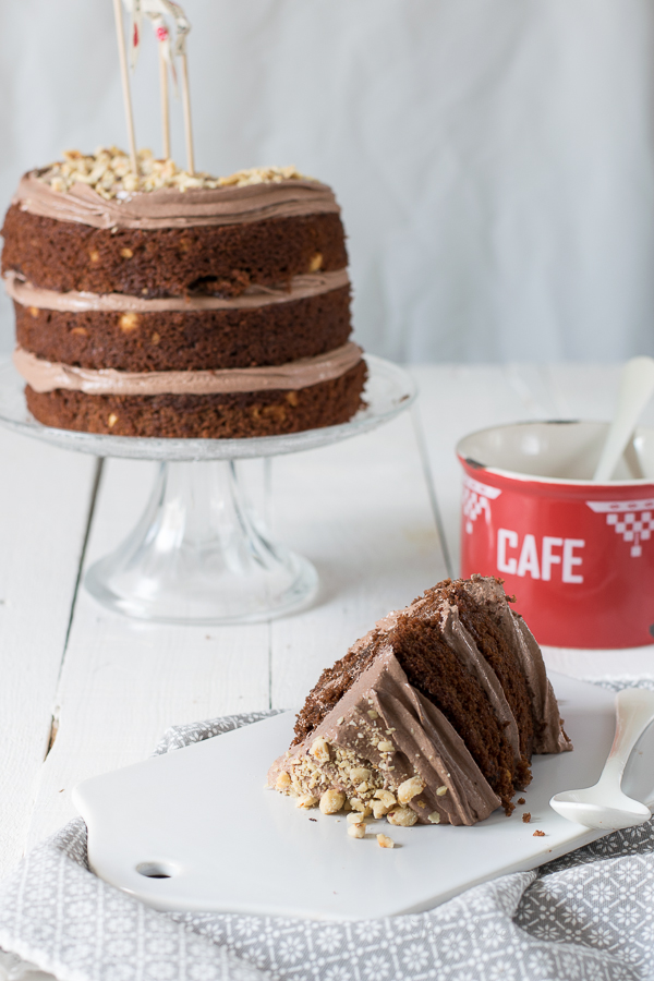 Tarta de chocolate y avellanas
