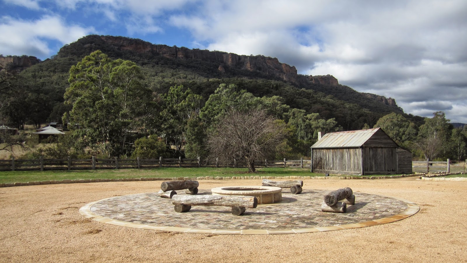 "Heritage Suites" at Wolgan Valley nsw australia campfire pit