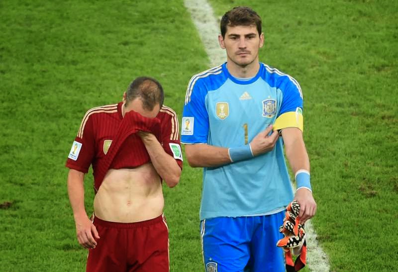 España cae 2-0 ante Chile y queda eliminada de Brasil 2014.