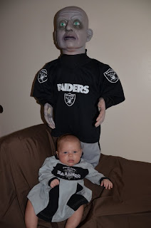 Baby and toddler Raiders outfits 