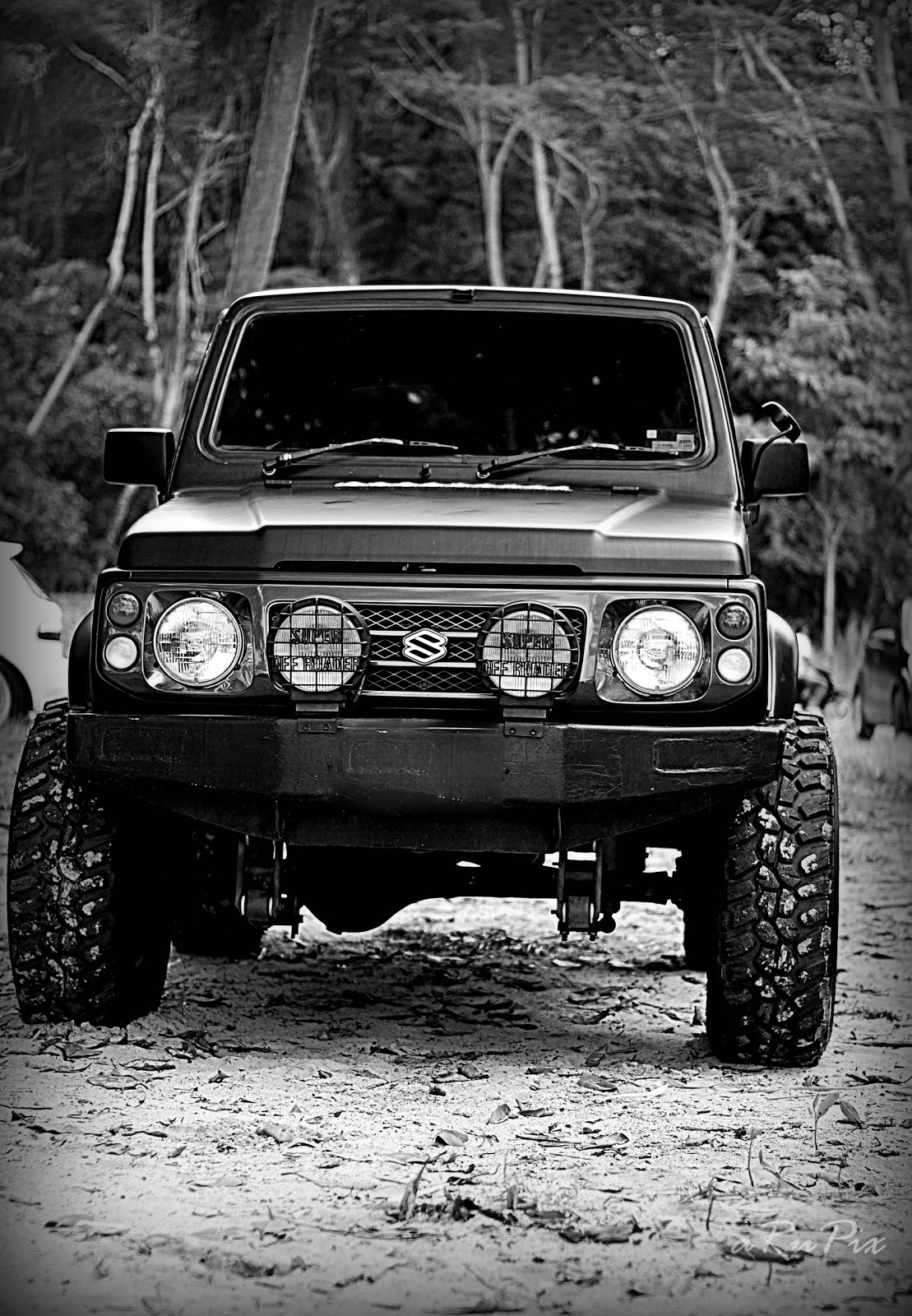 Photography Outing: SUZUKI JIMNY : OFF-ROAD BEACH SHOW