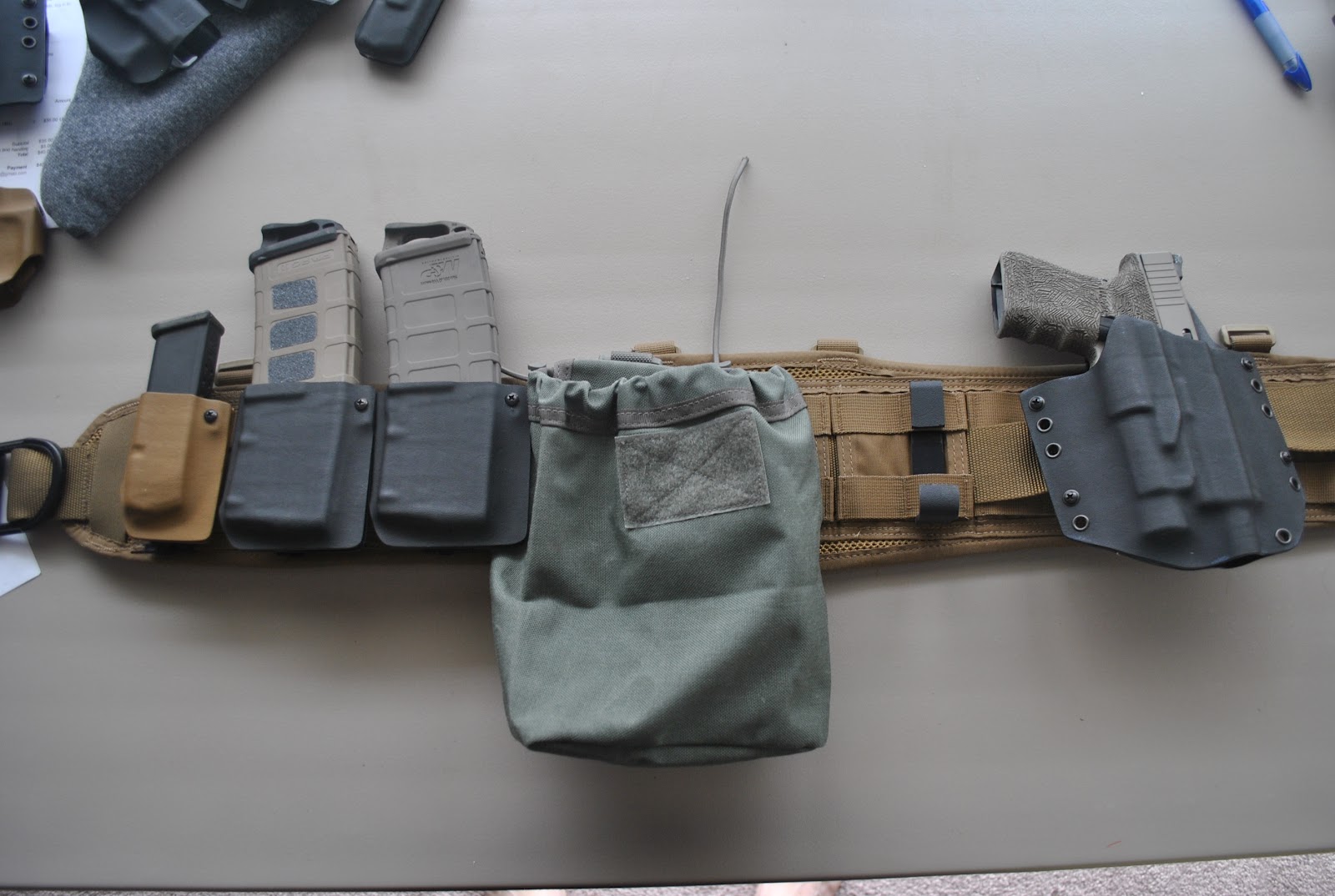 (Suggestion) Belts! r/dayz